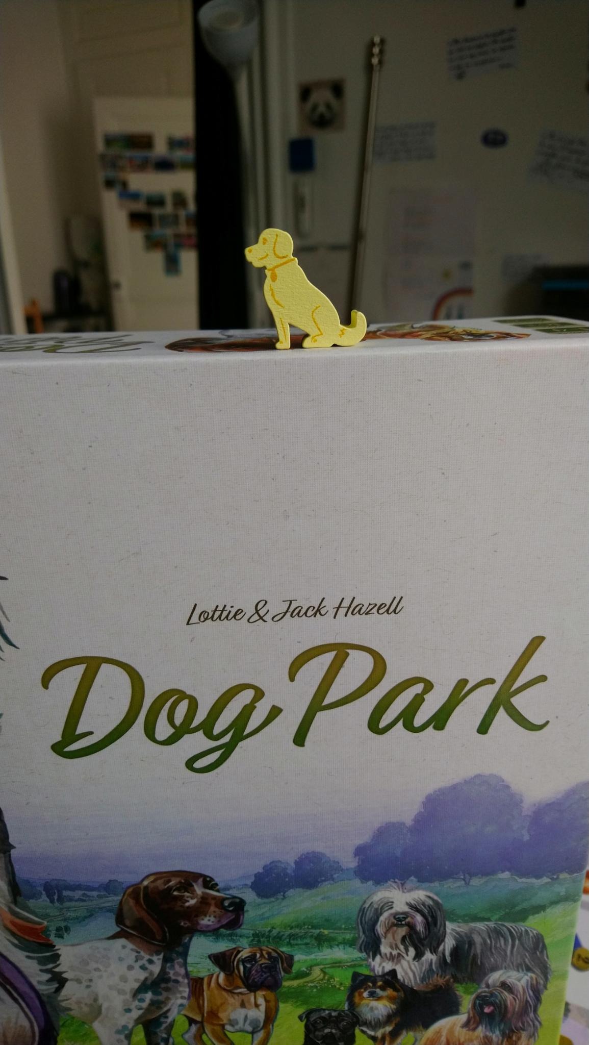 Plus d’informations sur «&nbsp;Une enquête de chien qui saute en parachute sans être fauché par 2 crabes carrés superposés&nbsp;»